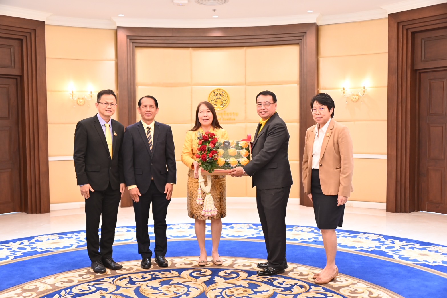 ﻿กรมบังคับคดี เข้าสวัสดีปีใหม่ พ.ศ. 2568 ปลัดกระทรวงยุติธรรม